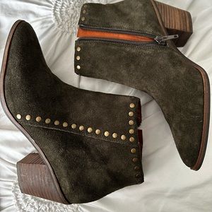 Lucky Brand ankle booties